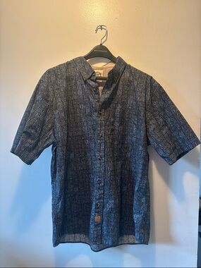 Short-Sleeve Navy Printed Button-Down Shirt